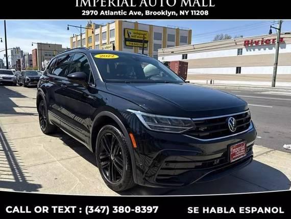 VOLKSWAGEN TIGUAN 4MOTION 2022 3VV8B7AX1NM144941 image